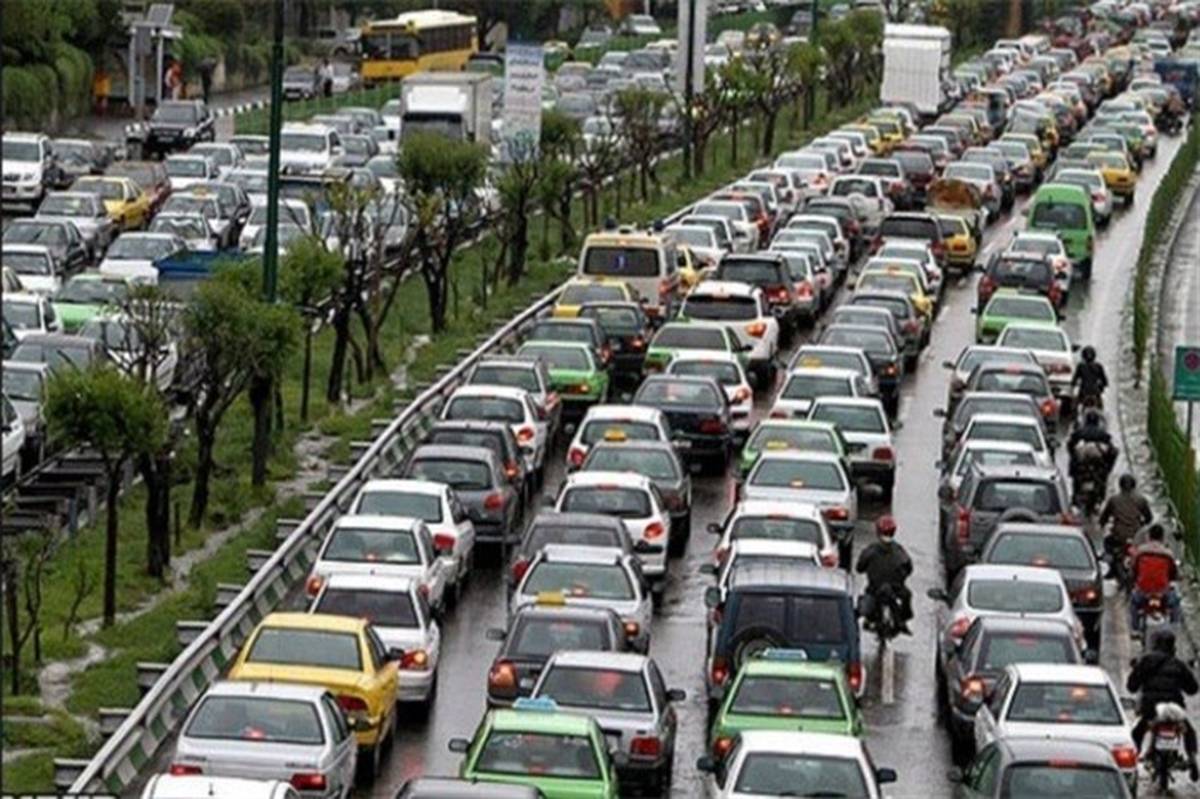 ترافیک سنگین صبحگاهی در معابر بزرگراهی پایتخت