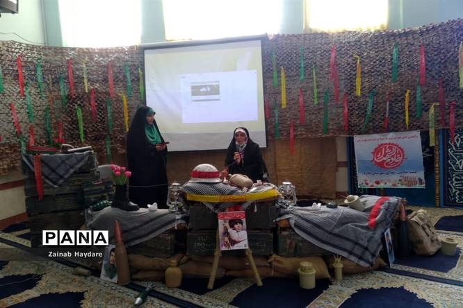 برگزاری یادواره شهدا بهمناسبت هفته بسیج در مدارس آموزش و پرورش ملارد