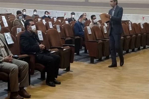 برگزاری کارگاه تفکر و سبک زندگی با همکاری معاونت پرورشی و کانون مفتح و سازمان دانش‌آموزی شهرضا