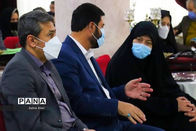 دوره آموزشی توانمندسازی روسای ادارت و مدیران مدارس استعدادهای درخشان قطب ۳ کشوری در تبریز