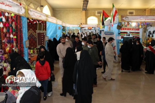 نمایشگاه دستاوردهای هنرمندان بسیجی کهگیلویه و بویراحمد