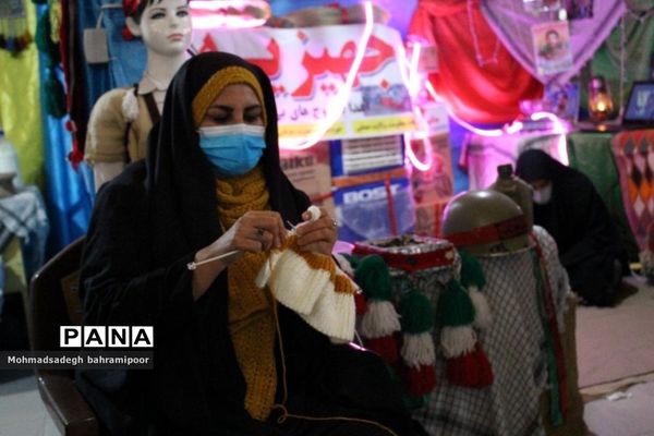 نمایشگاه دستاوردهای هنرمندان بسیجی کهگیلویه و بویراحمد