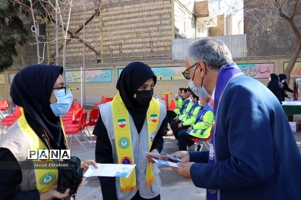 مانور سراسری زلزله و ایمنی در مدارس