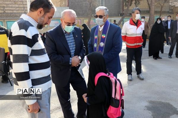 مانور سراسری زلزله و ایمنی در مدارس