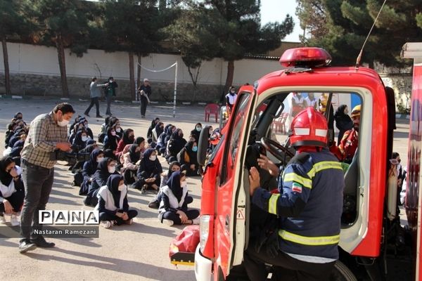 برگزاری مانور زلزله در مدارس بجنورد