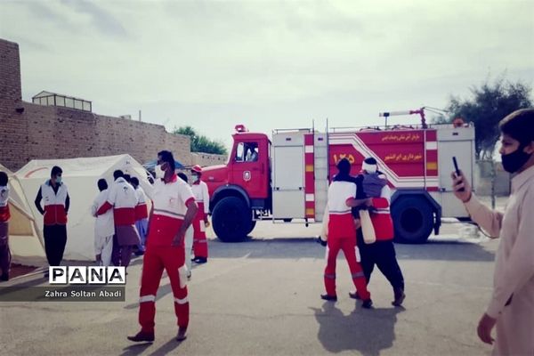 مانور سراسری زلزله در هنرستان خاتم الانبیا ایرانشهر