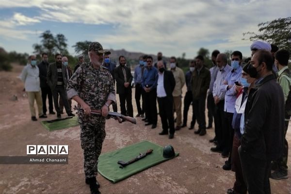 برگزاری اردوی یک روزه دبیران درس آمادگی دفاعی شهرستان کارون