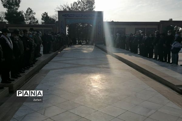 عطرافشانی گلزار شهدای شیروان