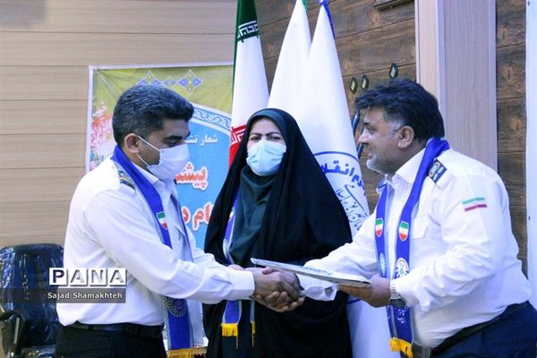 تجلیل از مسئولان، مربیان و مدرسان سازمان دانش‌آموزی خوزستان