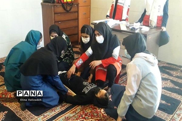 تمرین آمادگی جهت برگزاری مانور زلزله درشهرستان اسلامشهر