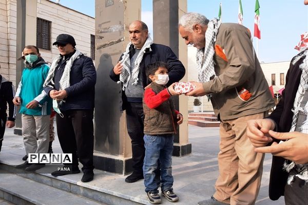 همایش پیاده‌روی فرهنگیان بسیجی به‌مناسبت هفته بسیج