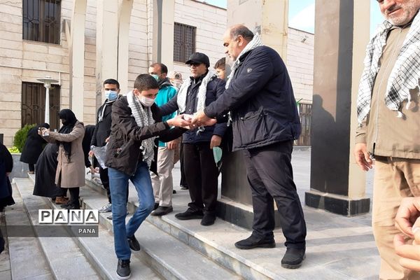 همایش پیاده‌روی فرهنگیان بسیجی به‌مناسبت هفته بسیج