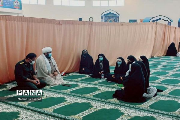 گردهمایی حلقه‌های بسیج به‌مناسبت هفته بسیج شهرستان عسلویه