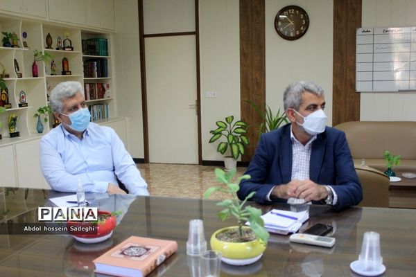 جلسه هم‌اندیشی طرح دانش‌آموز تراز انقلاب اسلامی در بوشهر
