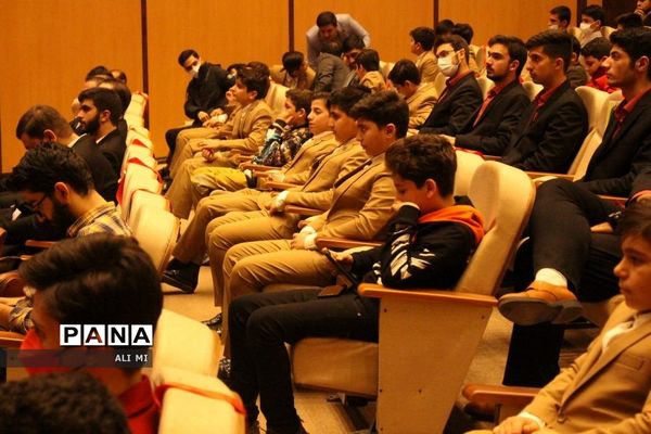 تجلیل از برترین‌های سرود دانش‌آموزی در قم