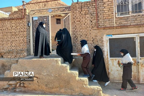 تجدید میثاق فرهنگیان و دانش‌آموزان  کلات با خانواده شهدای شهرستان