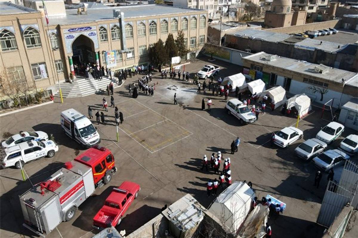 بیست و سومین مانور سراسری زلزله و ایمنی در مدارس زنجان برگزار شد