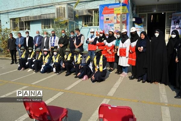 برگزاری مانور زلزله و ایمنی در مدارس منطقه ۲ تهران