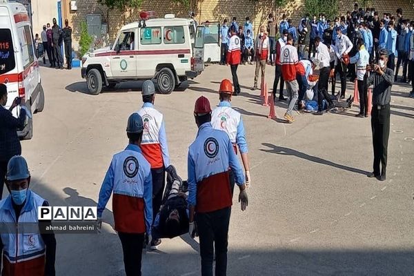 مانور زلزله و ایمنی در مدارس دشتستان