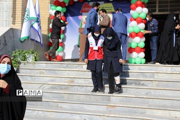 مانور زلزله و ایمنی در دبیرستان امامت قم