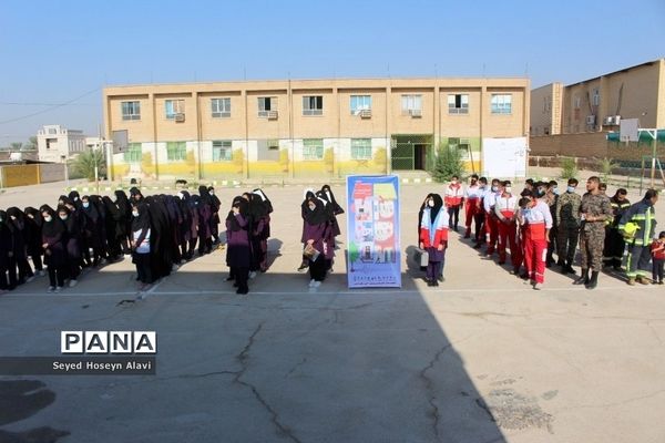 مانور زلزله و ایمنی در مدارس شهرستان دشتی