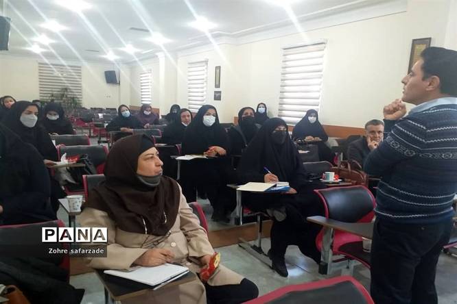 تبیین برنامه سالانه اداره مراقبت و آسیبهای اجتماعی آموزش و پرورش رودهن