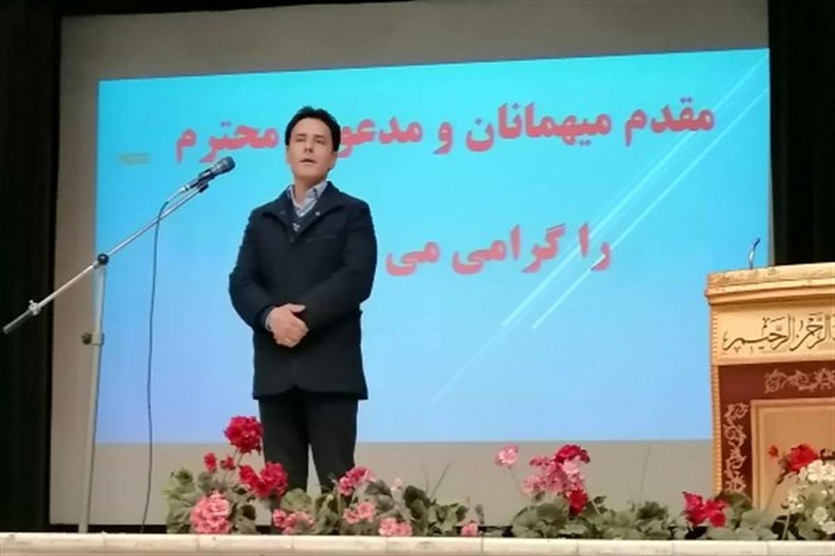 جلسه توجیهی کانون یاریگران زندگی در پاکدشت با تاکید بر تقویت اعتماد به‌نفس