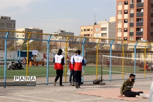 برگزاری مانور زلزله در دبیرستان پیامبر اعظم(ص) آموزش وپرورش ناحیه 2 کرمان