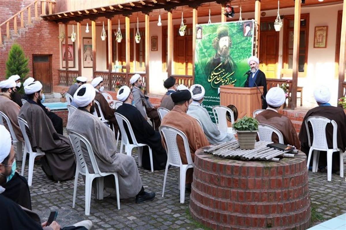 غربت «میرزا کوچک» بعد از یک قرن همچنان ادامه دارد