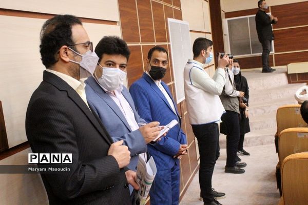 همایش تجلیل از دانش‌آموزان تراز انقلاب اسلامی استان بوشهر