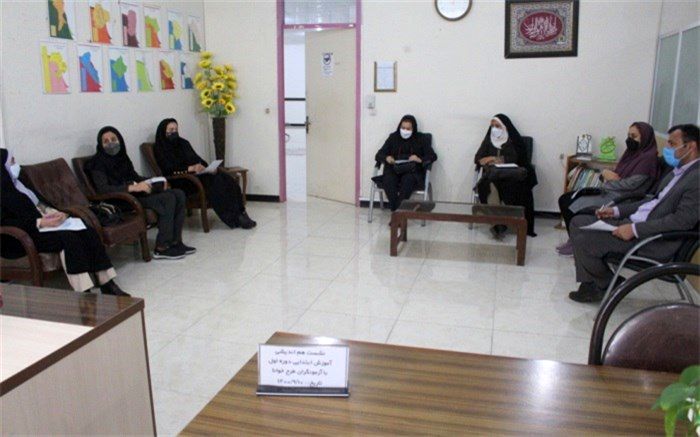 نشست هم‌اندیشی آزمونگران آموزش ابتدایی آموزش و پرورش استان بوشهر برگزار شد