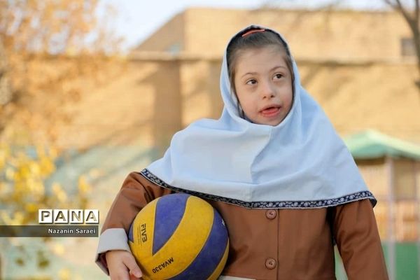 گرامیداشت هفته معلولین درواحدهای آموزشی استثنایی شهرستان اسلامشهر