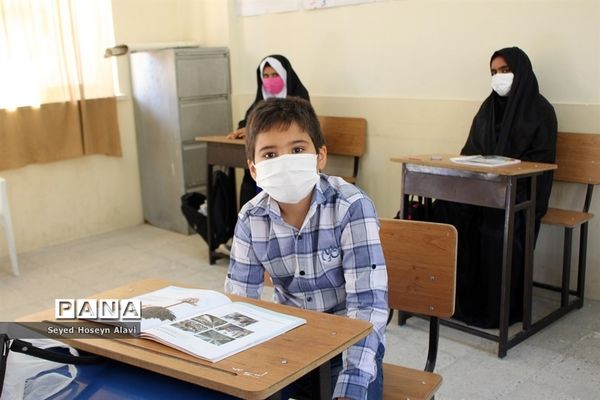 بازدید مدیر آموزش و پرورش شهرستان دشتی از آموزشگاه مهر خورموج