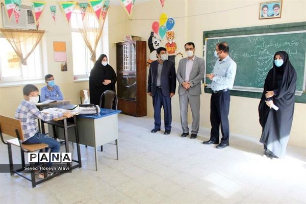 بازدید مدیر آموزش و پرورش شهرستان دشتی از آموزشگاه مهر خورموج