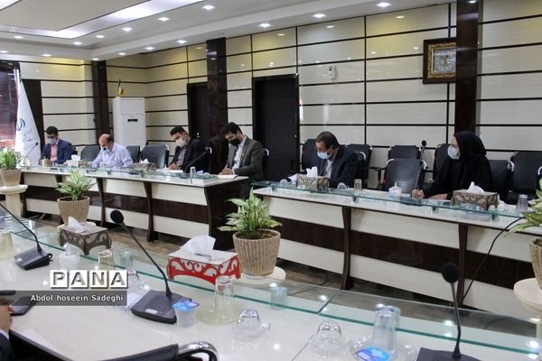 جلسه شورای اداری معاونت پرورشی و فرهنگی اداره‌کل آموزش و پرورش استان بوشهر