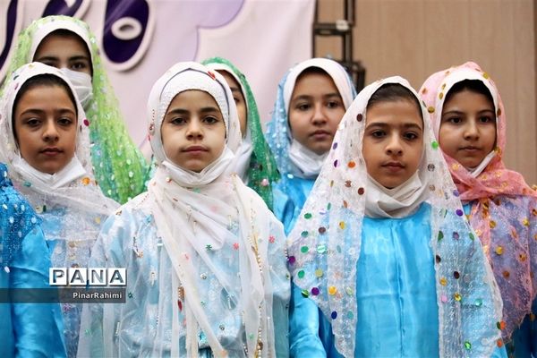 آیین افتتاح شعارسازمان دانش آموزی ناحیه ۵ تبریز