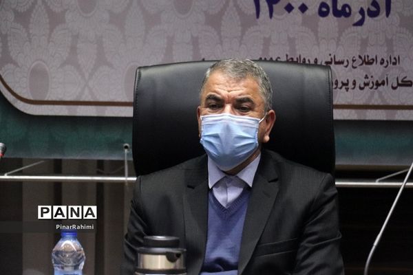 آیین تجلیل از منتخبان کشوری جشنواره فرهنگی هنری معلمان هنرمند مولف و پرسش مهر