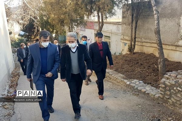 جلسه حل مشکلات اراضی مدارس درحال ساخت در رودهن