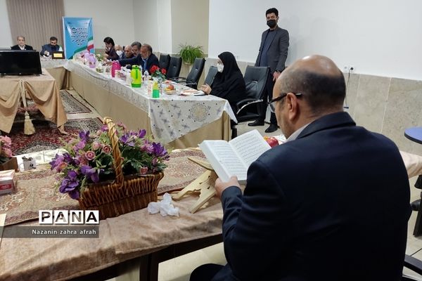 جلسه حل مشکلات اراضی مدارس درحال ساخت در رودهن