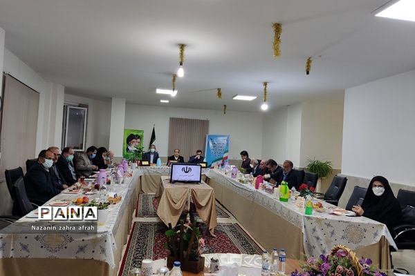 جلسه حل مشکلات اراضی مدارس درحال ساخت در رودهن