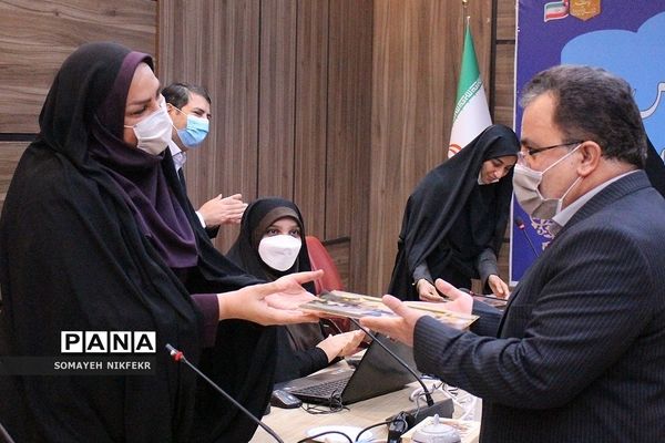 نشست هم‌اندیشی کارشناسان امورتربیتی مناطق ۲۱‌گانه شهرستان‌های استان تهران