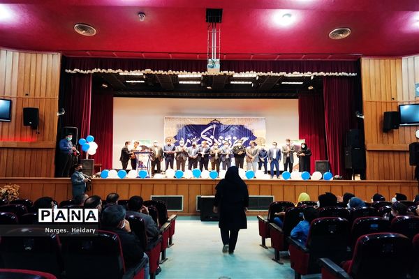 آیین تجلیل از مدافعان سلامت در شهرستان امیدیه