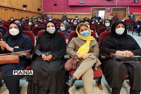آیین تجلیل از مدافعان سلامت در شهرستان امیدیه