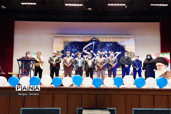 آیین تجلیل از مدافعان سلامت در شهرستان امیدیه