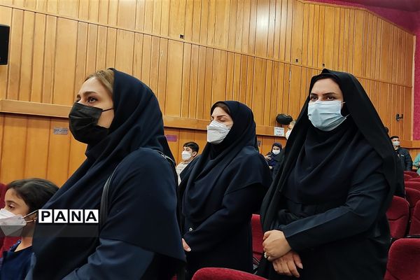 آیین تجلیل از مدافعان سلامت در شهرستان امیدیه