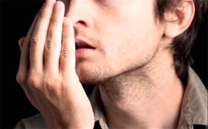 کدام بیماری‌ها با بوی بد دهان شناسایی می‌شوند؟