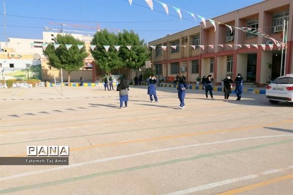 آموزش حضوری در دبیرستان ام ابیها شهرستان بوشهر