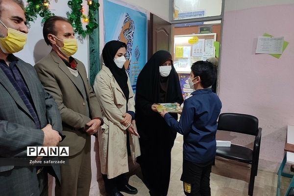 افتتاحیه هفته قرآن و عترت در مدارس آموزش و پرورش رودهن