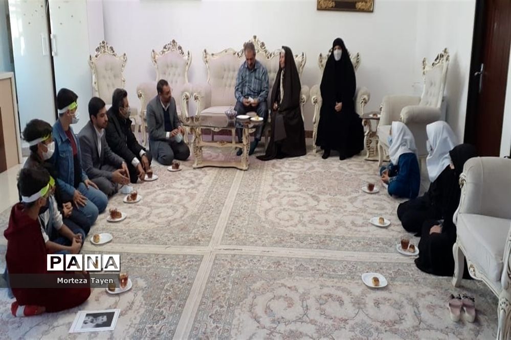 فعالیت‌های مدارس شهرستان ملارد در طرح لاله‌های روشن