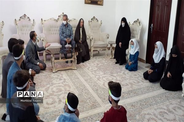 فعالیت‌های مدارس شهرستان ملارد در طرح لاله‌های روشن